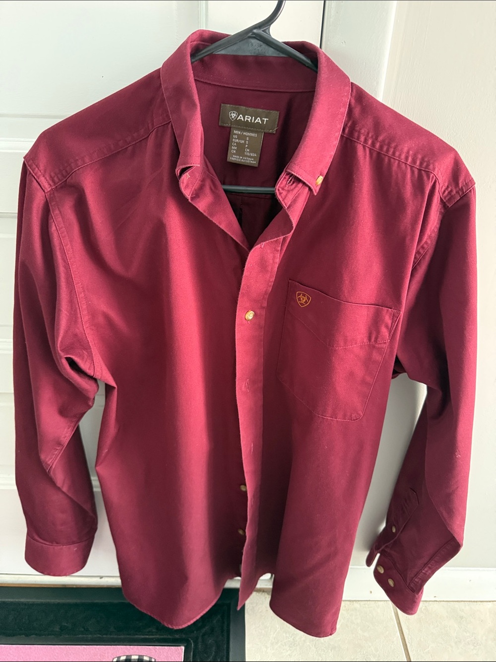Ariat Men's Burgundy Long-Sleeve Button-Down Casual Shirt